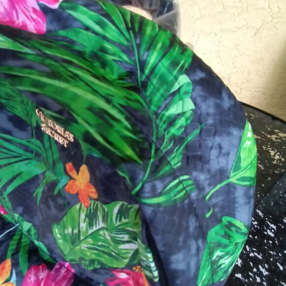 VS tropical floral backpack - Picture 10 of 16